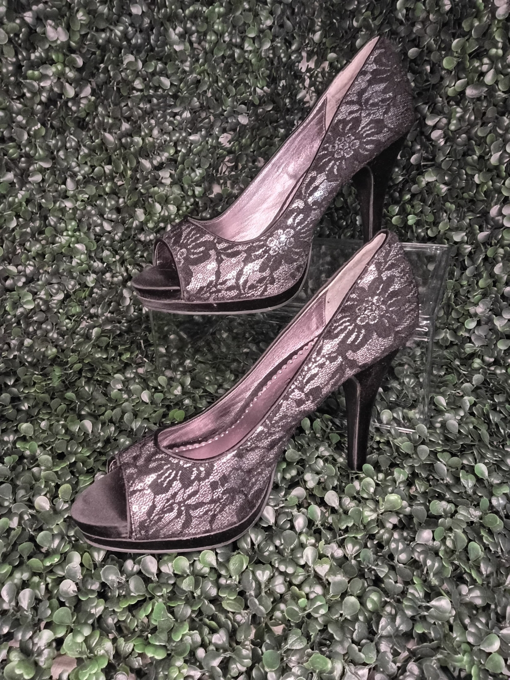 Champagne Black Lace Peep-Toe Heels